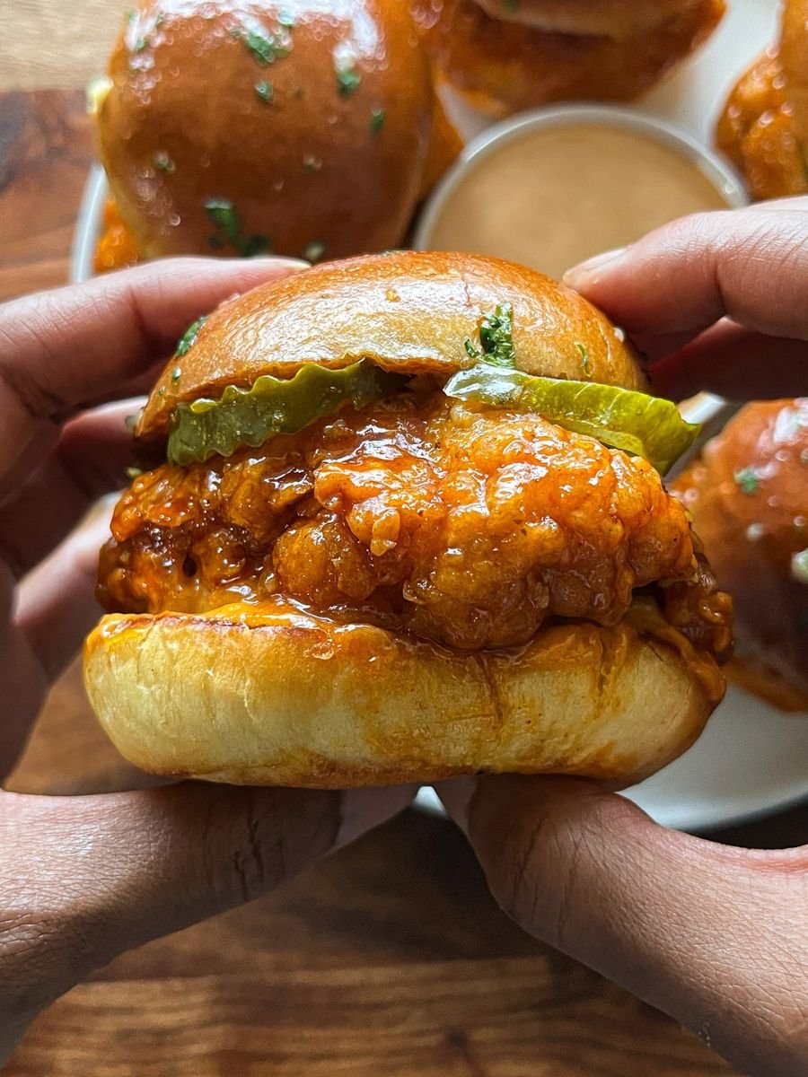 Hot Honey Garlic Chicken Slidersย