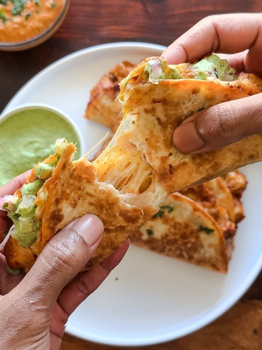 Crispy Butter Chicken Tacos Recipe